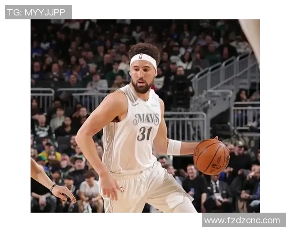 克莱汤普森自我安慰，离队倒计时开始，独行侠在查看他的交易价值